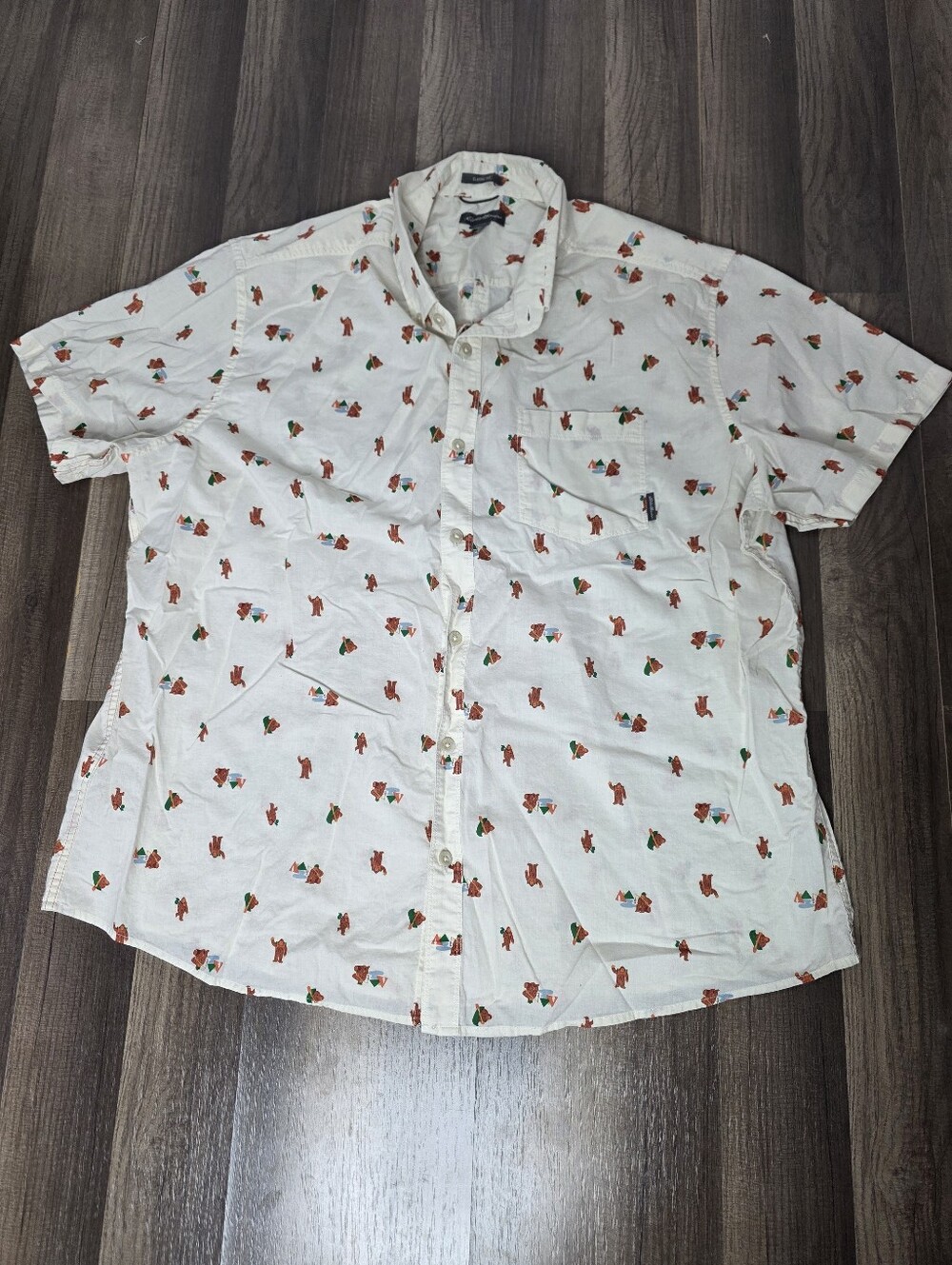 Eddie Bauer Bigfoot Sasquatch Camping Print Short Sleeve Quirky Camp Shirt. 2XL